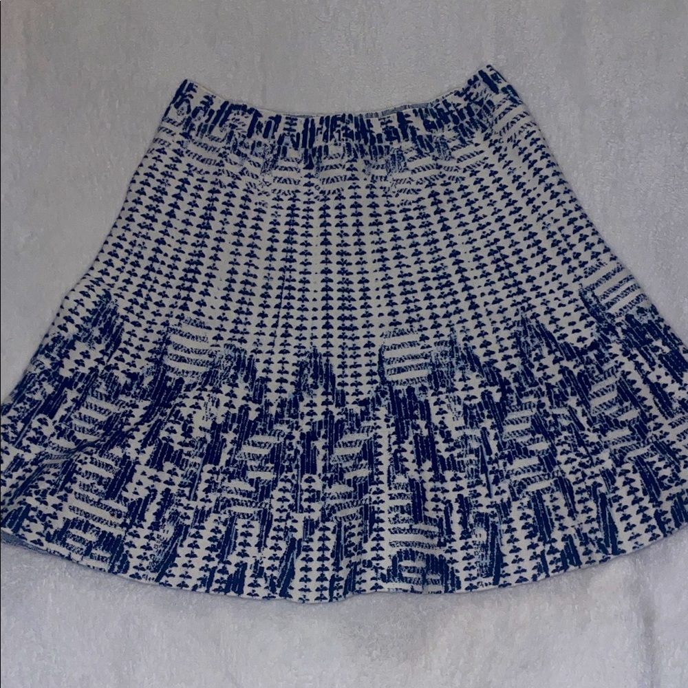 BCBG high waisted blue and white skirt S